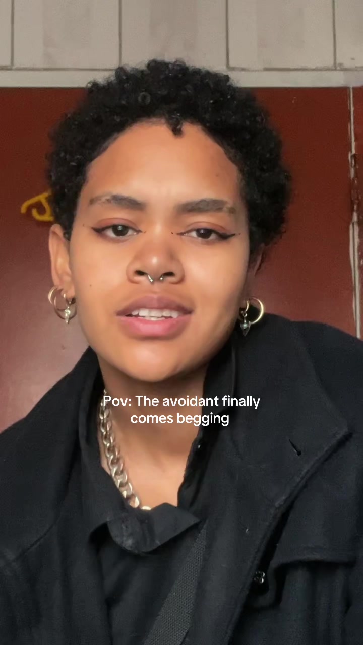 @meettheeyes__