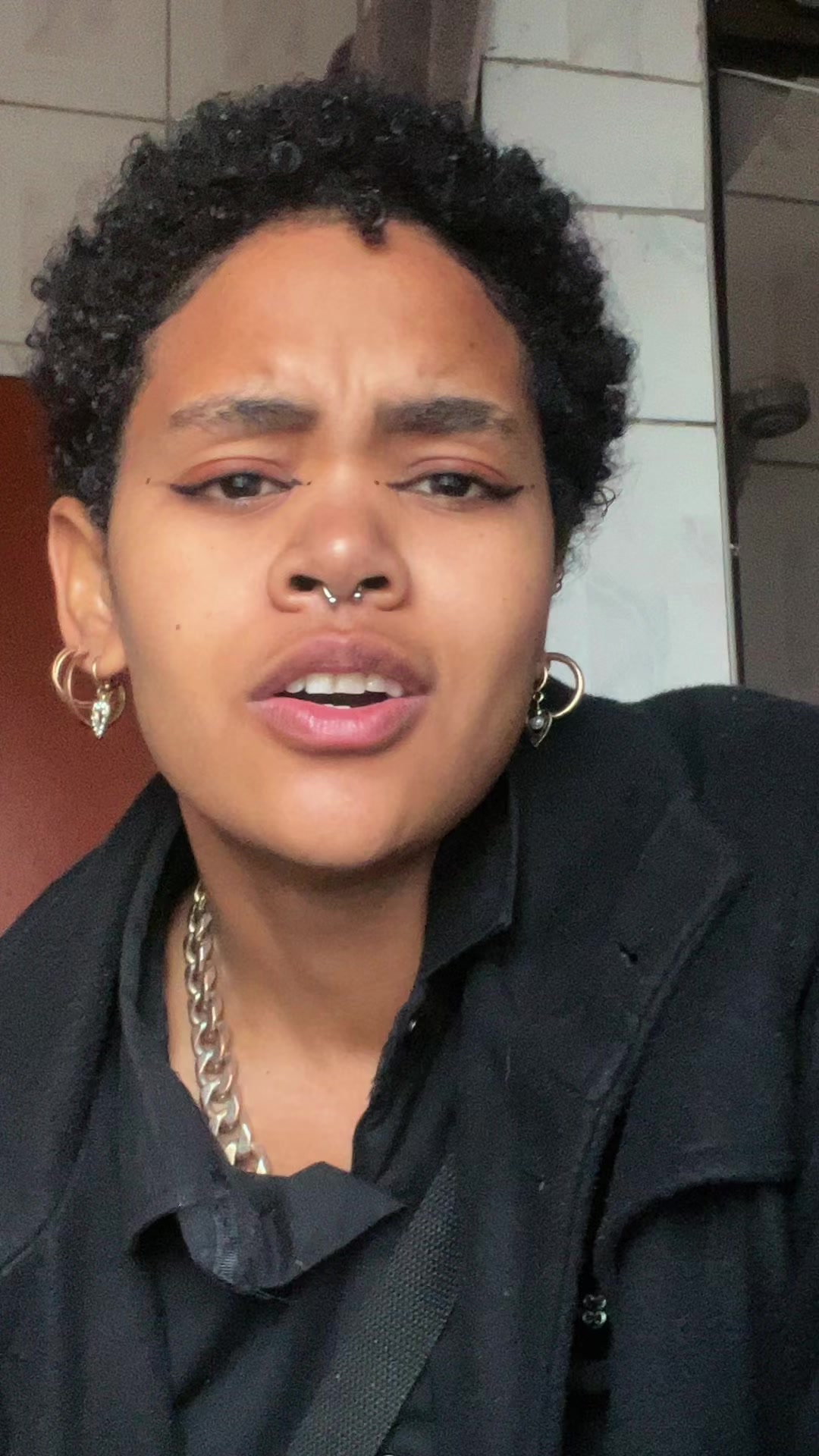 @meettheeyes__