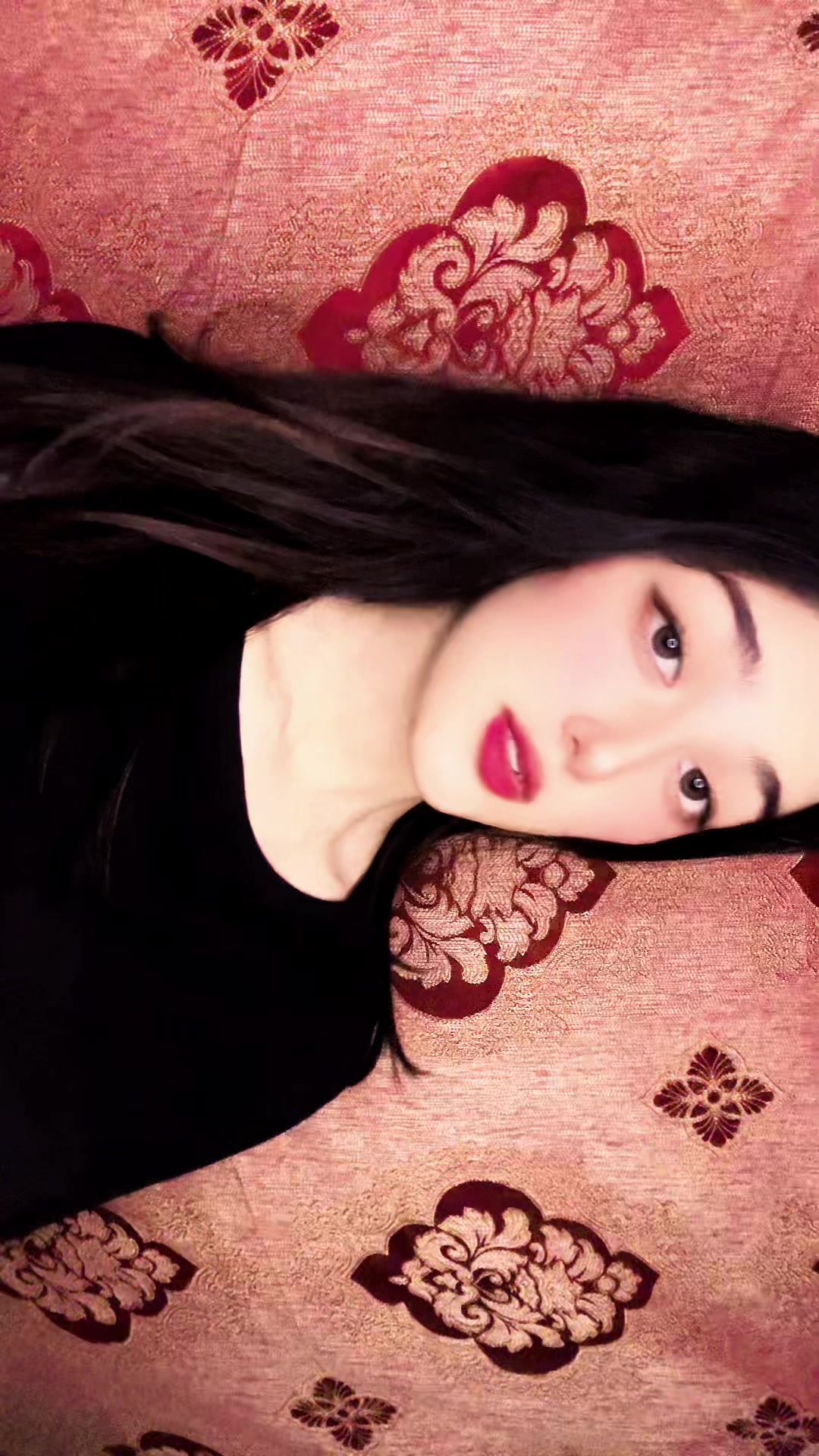 @𝕾𝖆𝖒𝖊𝖊𝖗𝖆 𝕶𝖍𝖆𝖓 🕊️