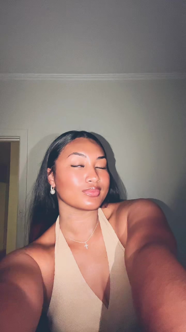 @𝔅𝔯𝔢𝔫𝔡𝔞 𝔄𝔦𝔬𝔩𝔲𝔭𝔬