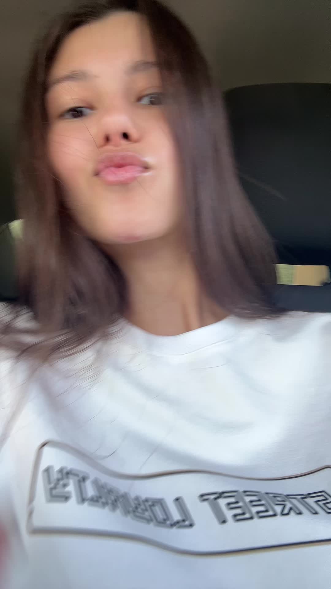 @Zhunusova