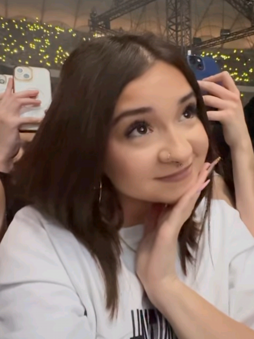 @𝒫ℴ𝓁𝒶 😜|malina4edits ❣️