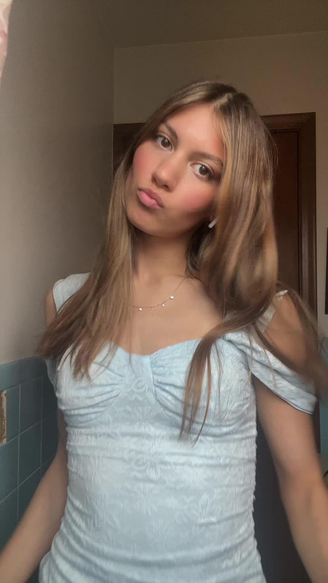 @theleahmae