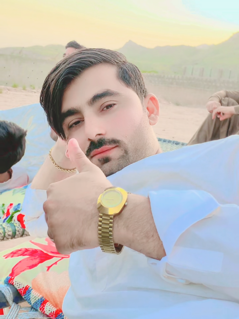 @Zaku Niazi 🇦🇫