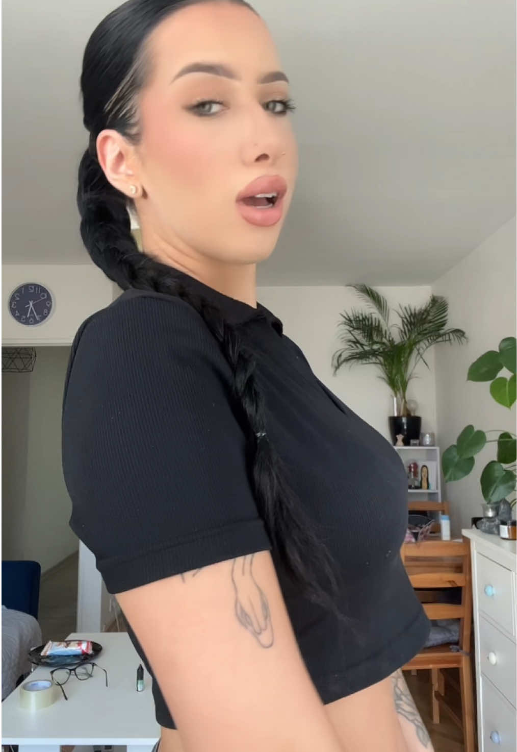 @C L A U D I A 🌈