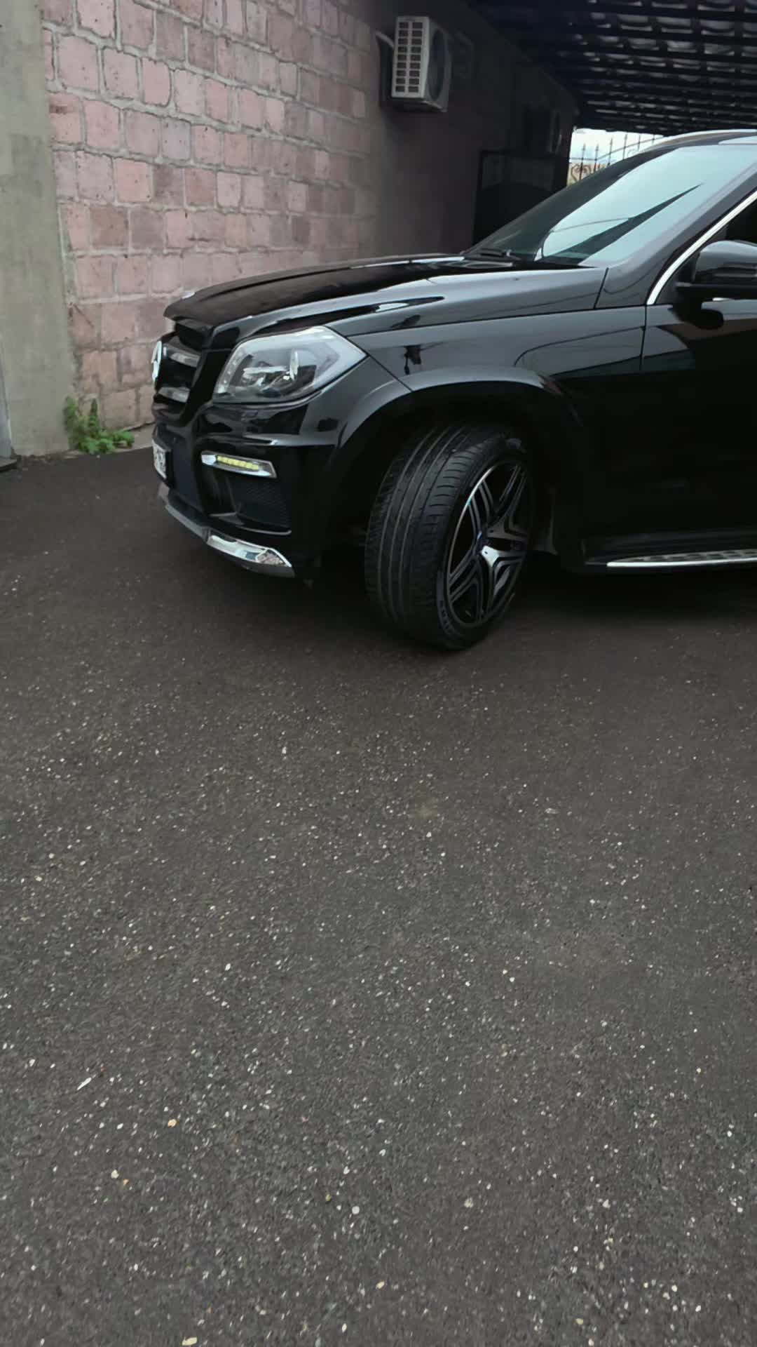 @Raz4x4