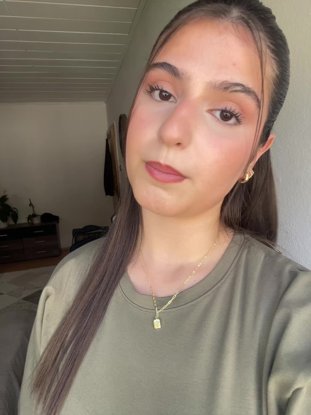 @&Ouml;zge🥥