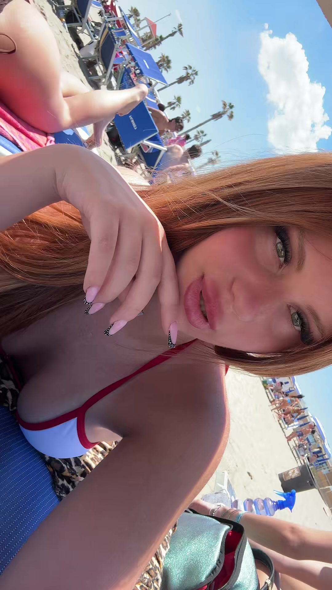 @👩🏻&zwj;🦰
