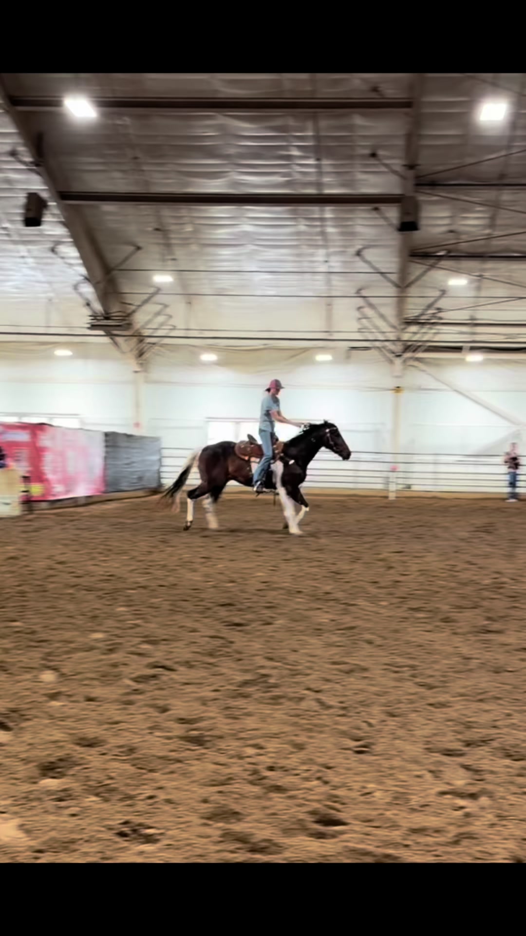 @Brit. L | Barrel Racer