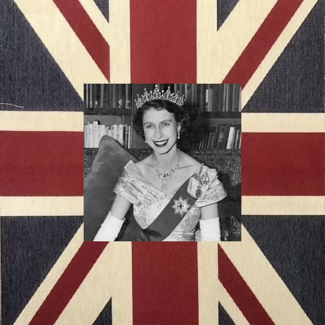 @veloura★