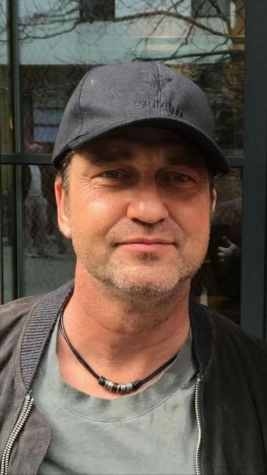 @Gerard Butler