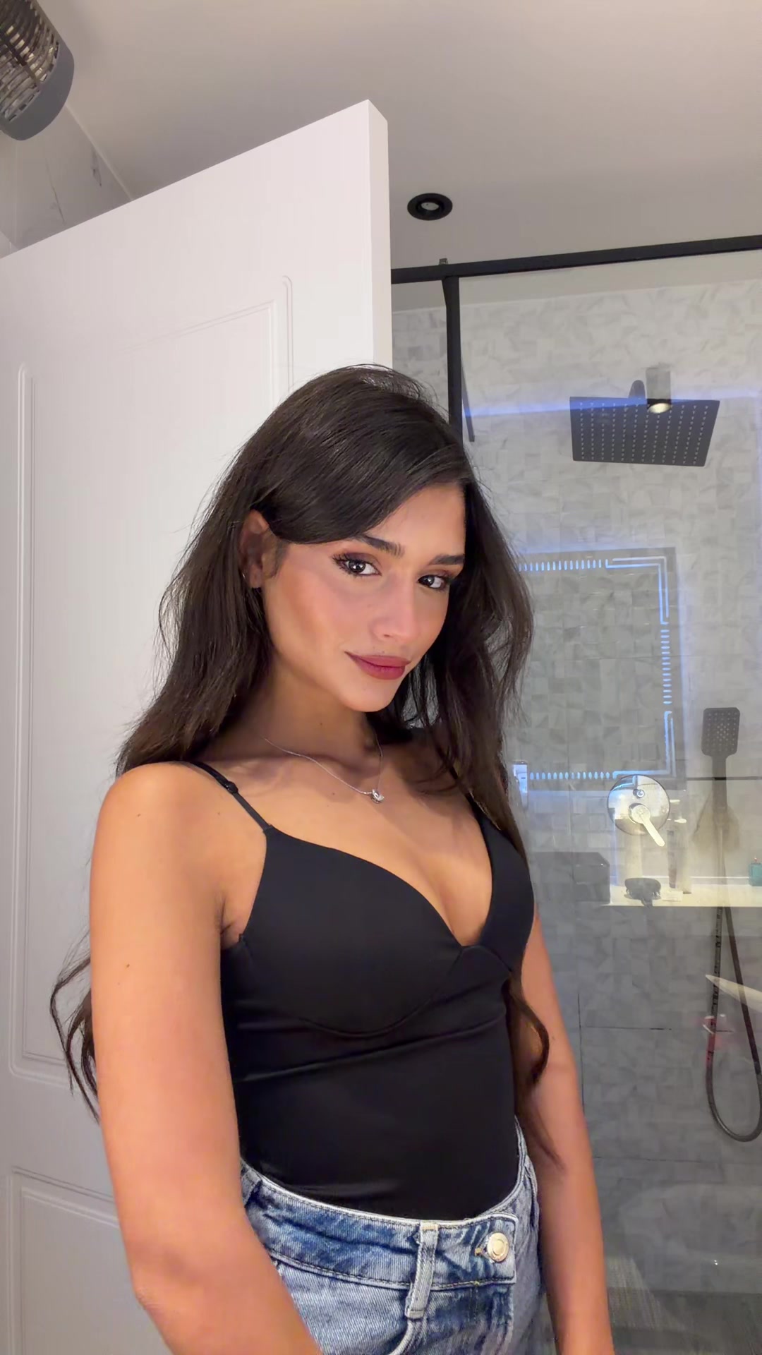 @yuviiii😎