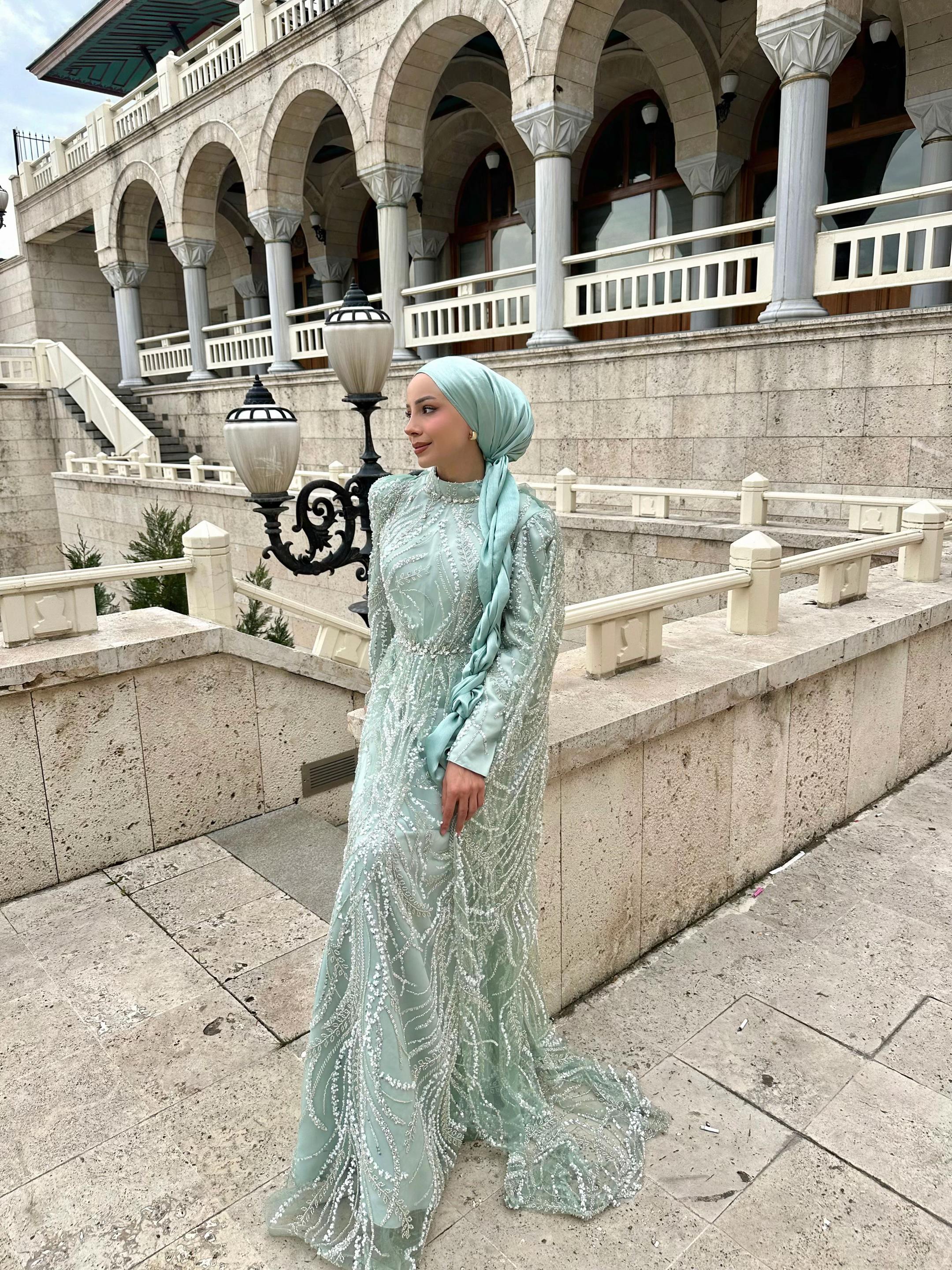 @Hazem Rental Dress