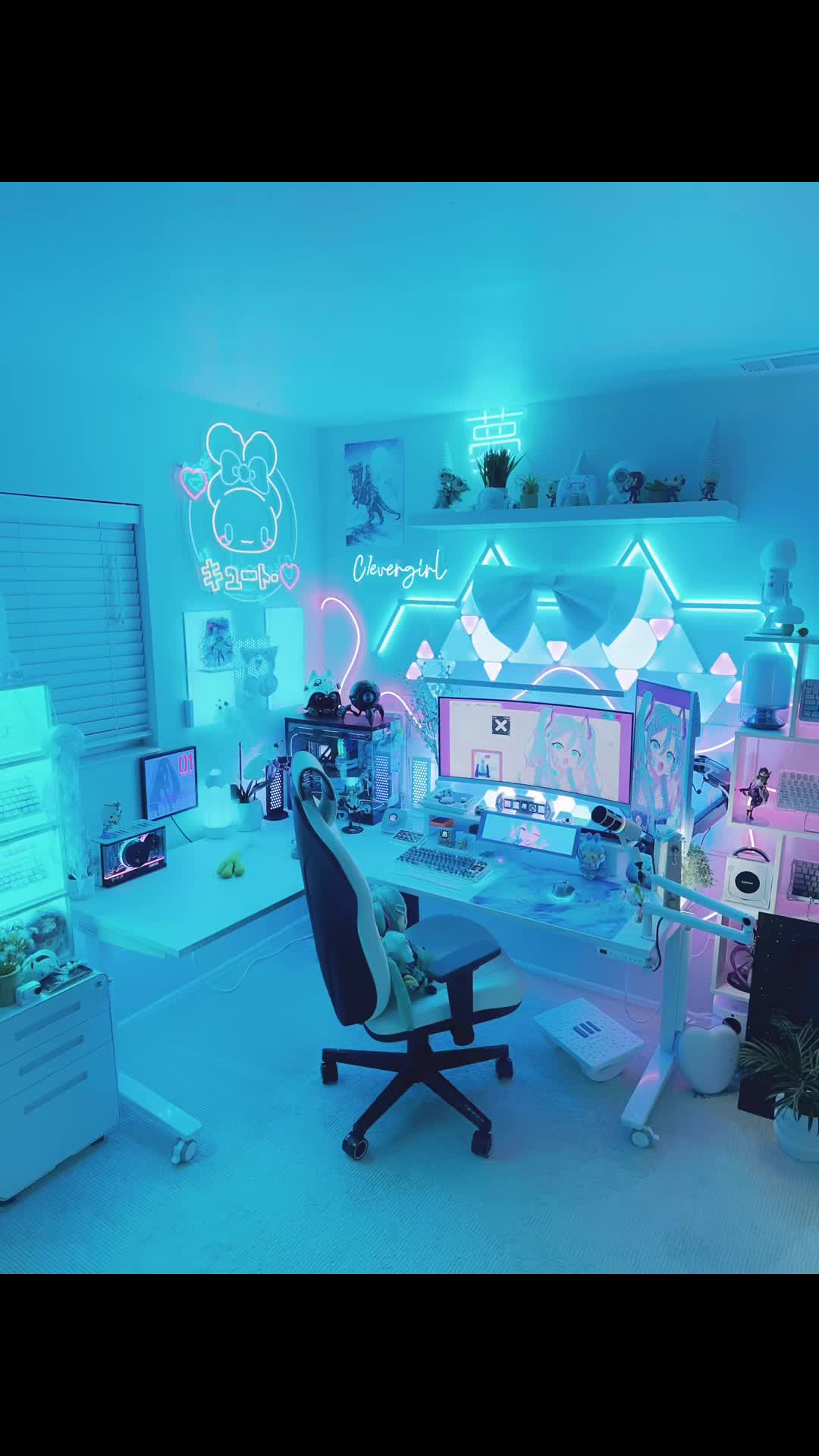 @c1evergirl - Content Creator