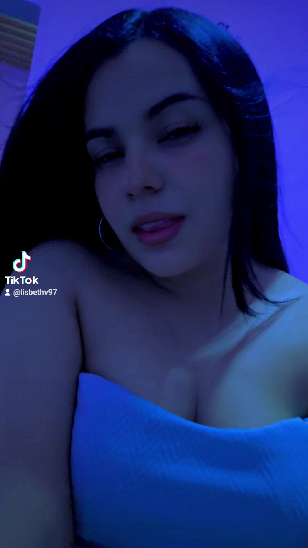 @lisbethv97
