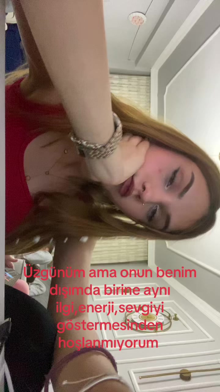 @berryhibiscusbubbletea