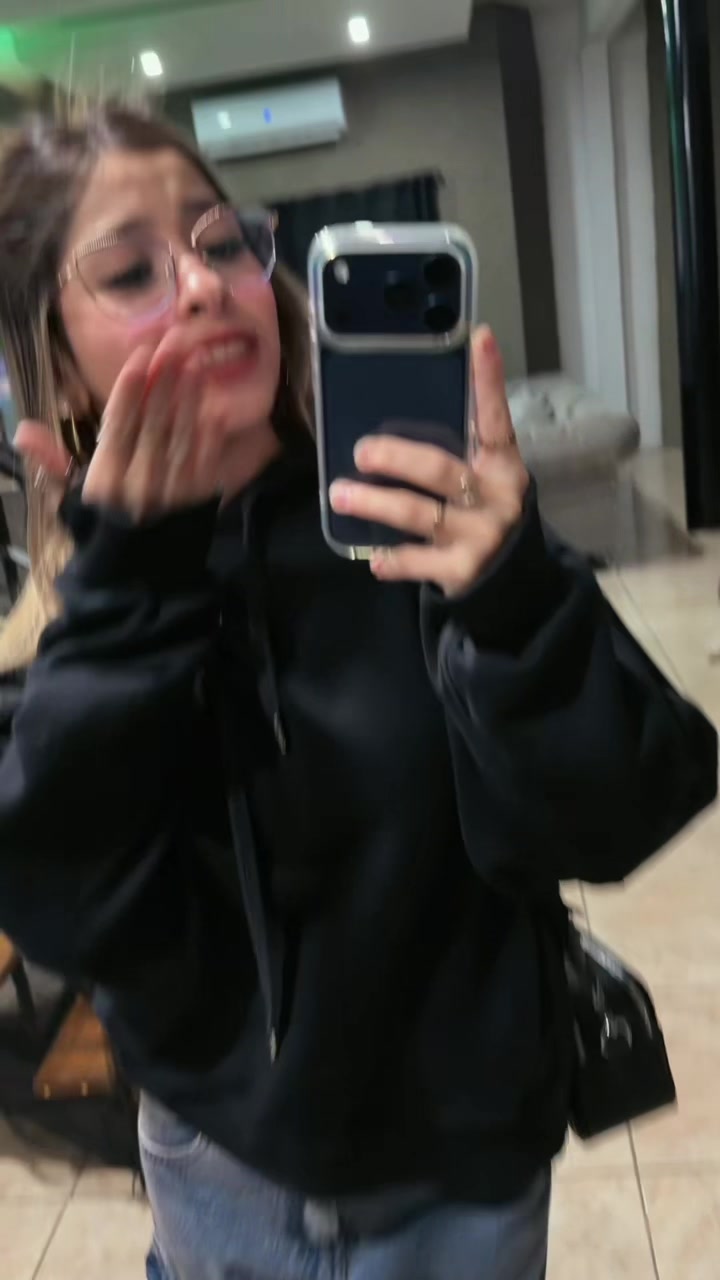 @𝒜𝑔𝓊𝓈𝓈