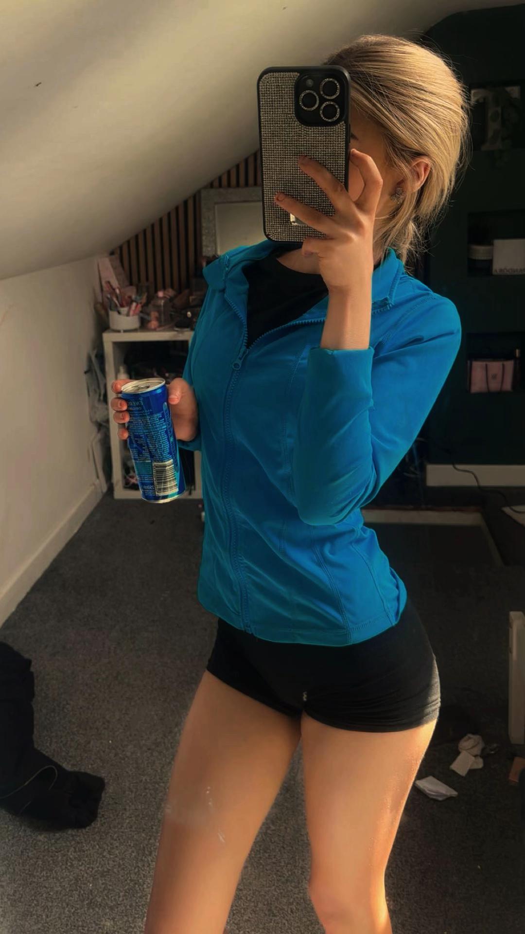 @𝐨𝐥𝐢𝐯𝐢𝐚-𝐞𝐬𝐦𝐞💕🎀