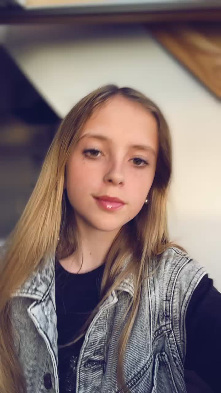 @𝐋𝐨𝐮𝐢𝐬𝐞💌