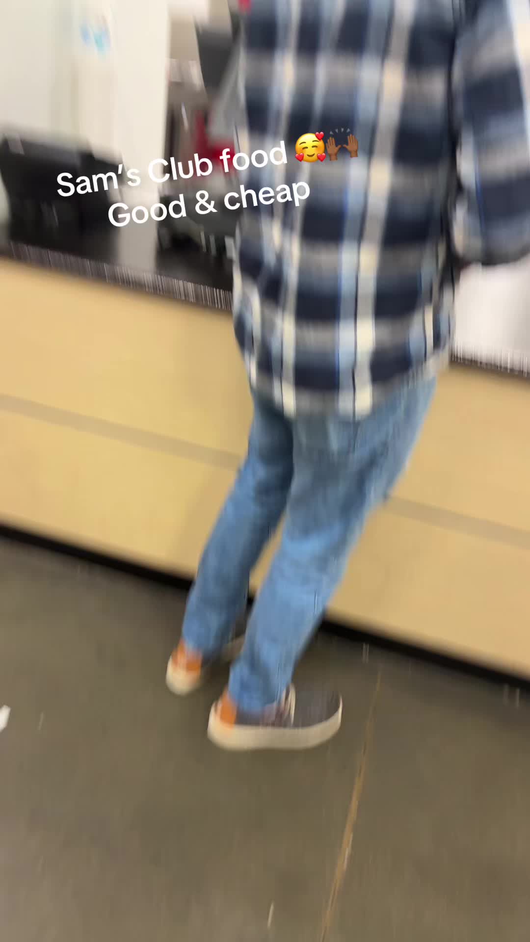 @Monicaaa