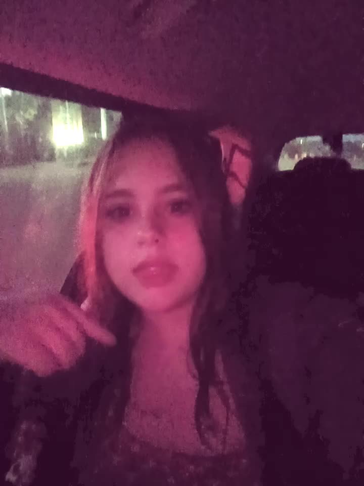 @𝐥𝐢𝐥𝐥𝐲.𝐝𝐜