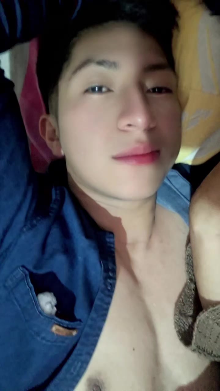 @Gisel 🌻🐦🔥