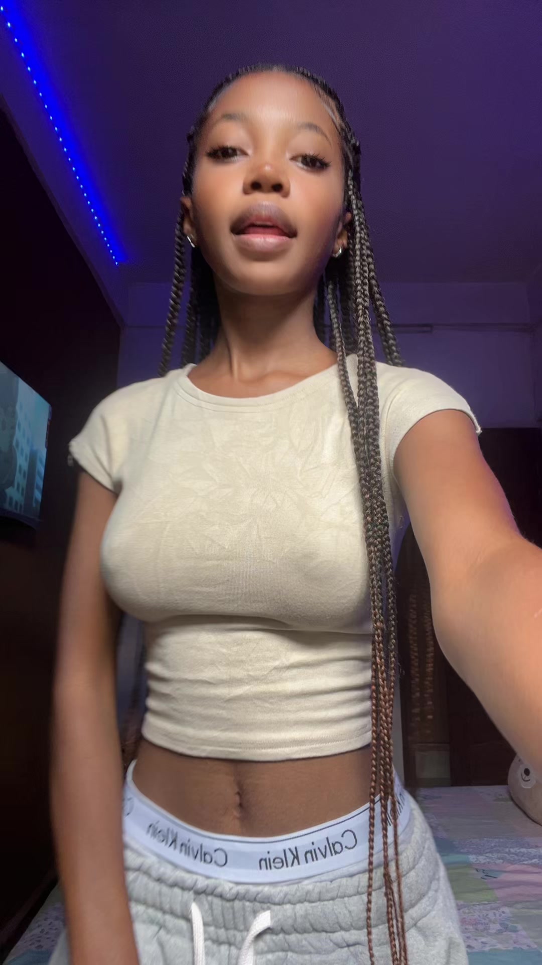 @Bravasiah💋