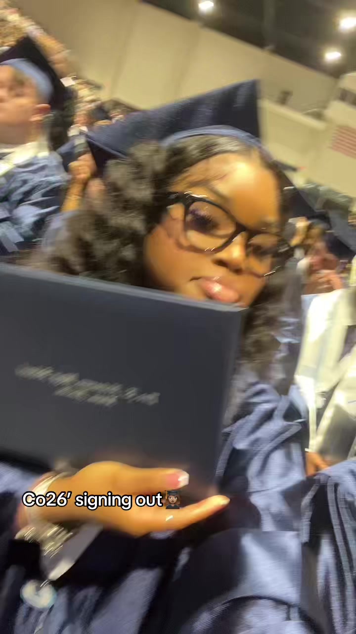 @somerandomprettygirl4809