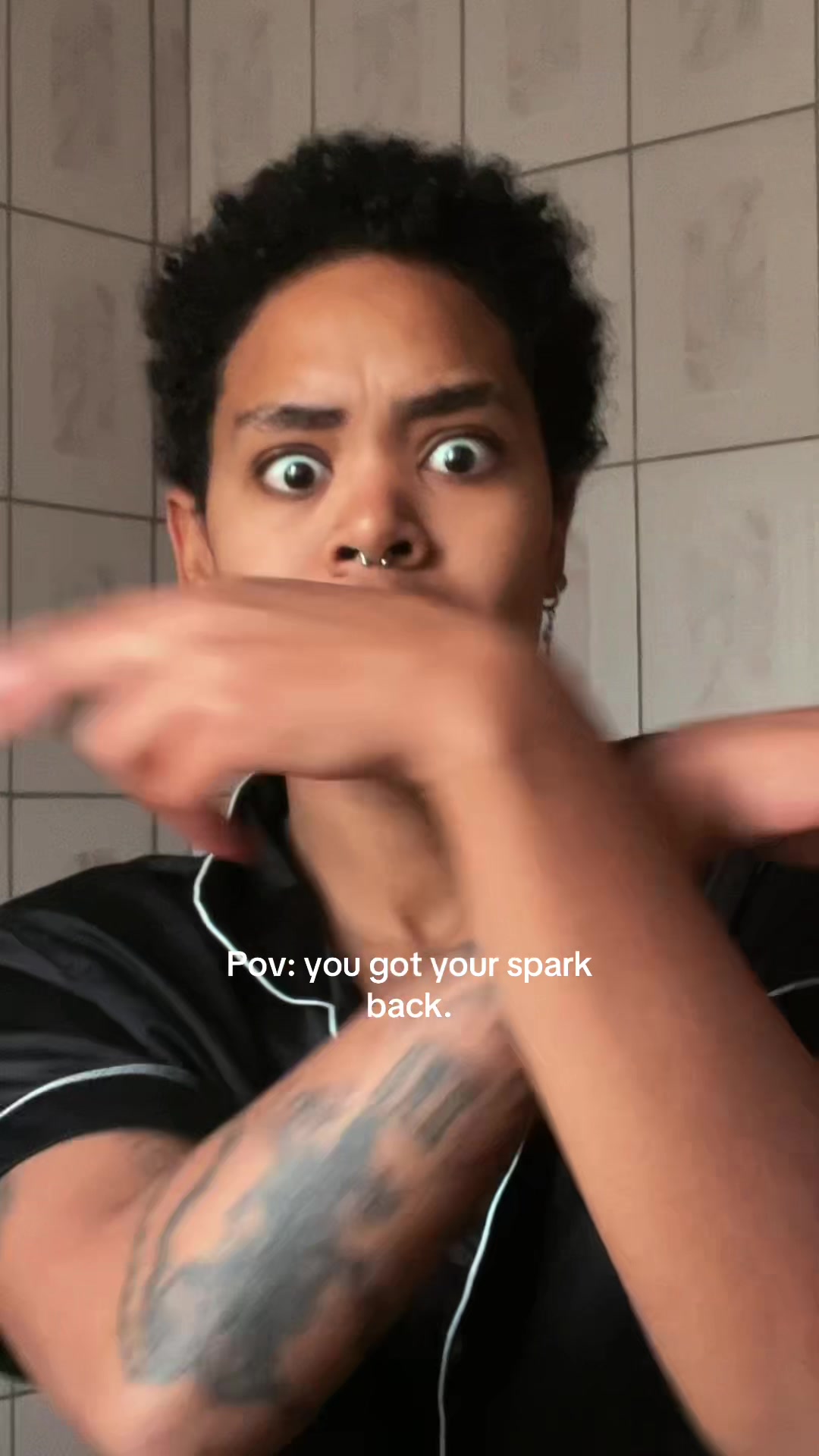 @meettheeyes__
