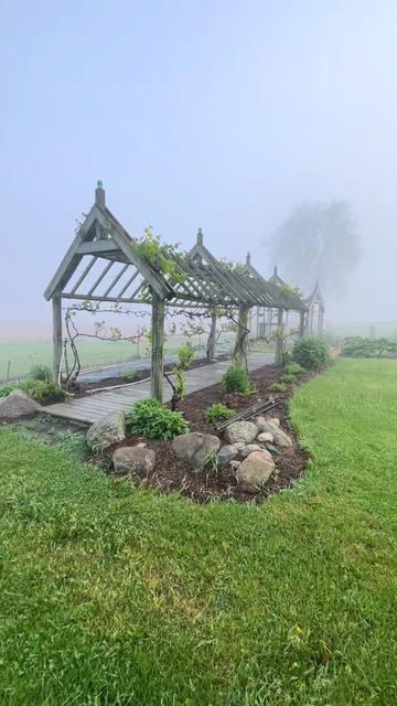 @Artistic gardening