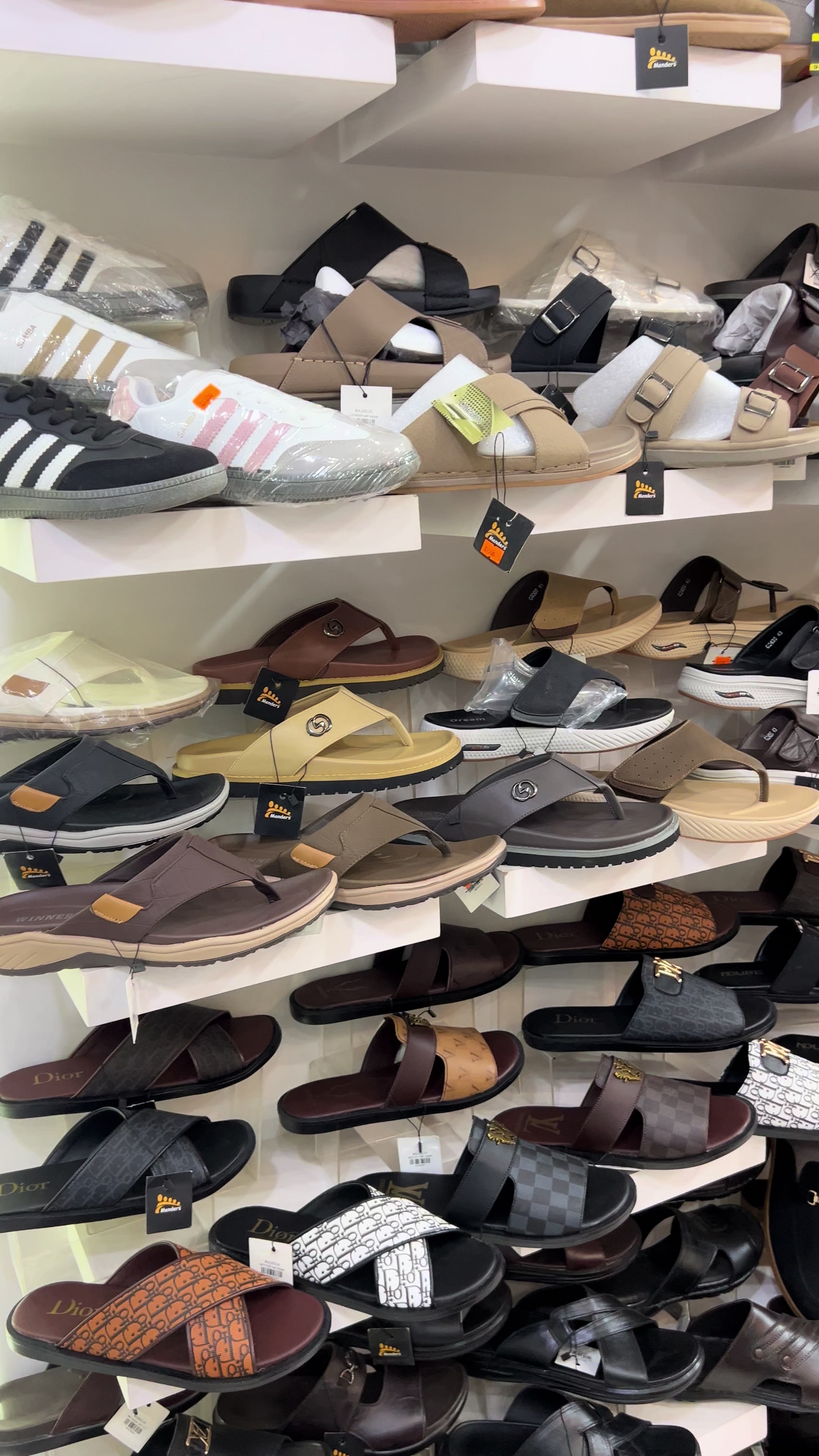 @Footwear Menders