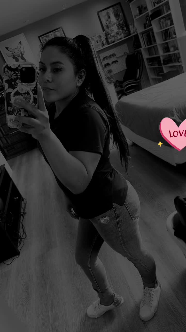@Mari 🍒🦋🥰❤️