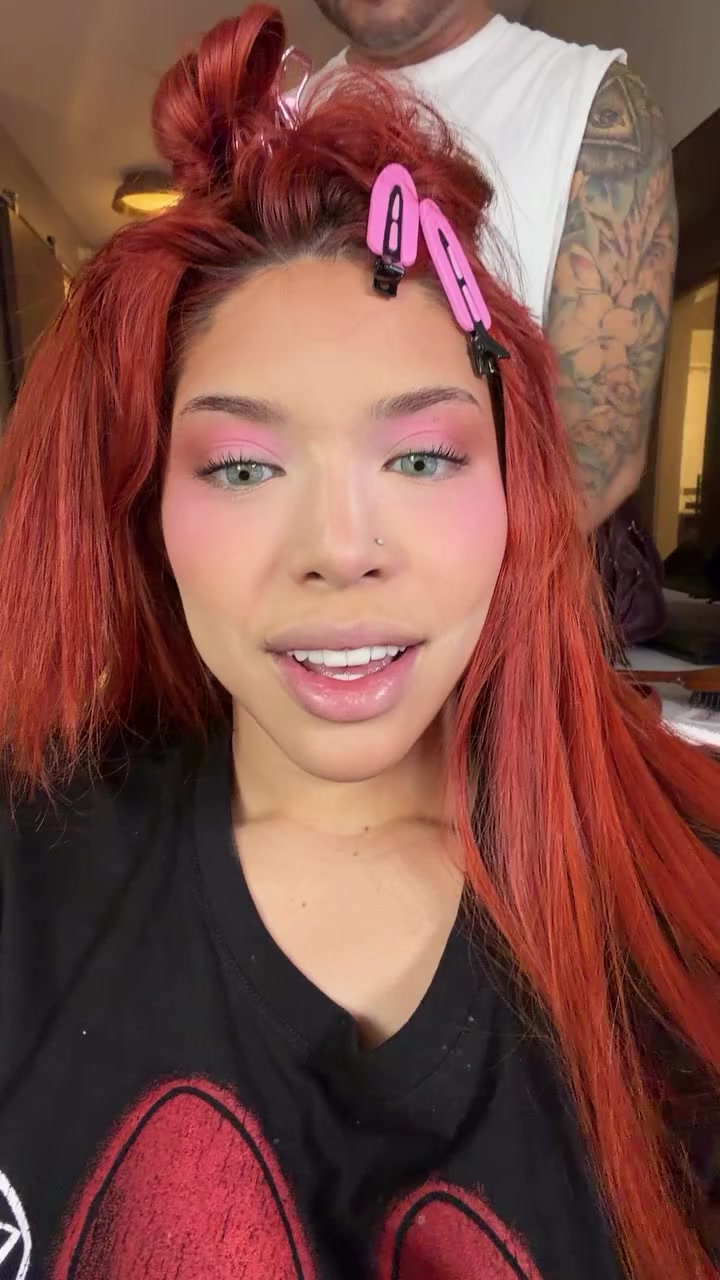 @👩🏻&zwj;🦰