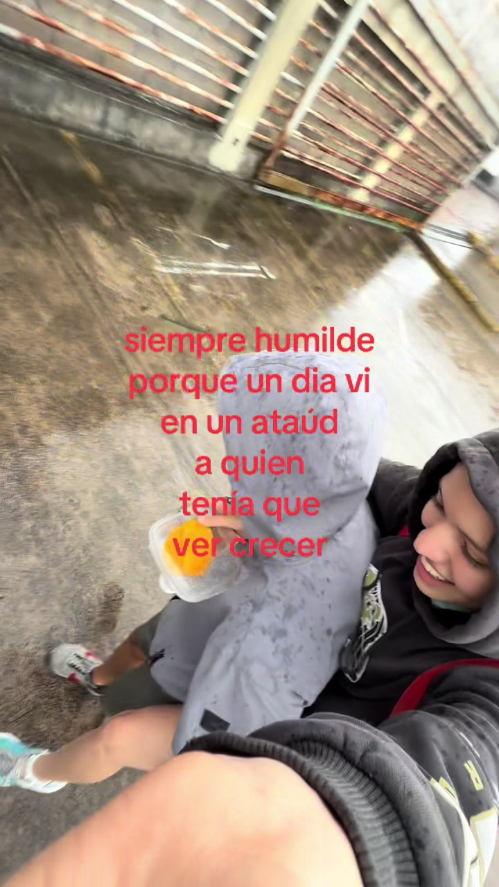@🪼