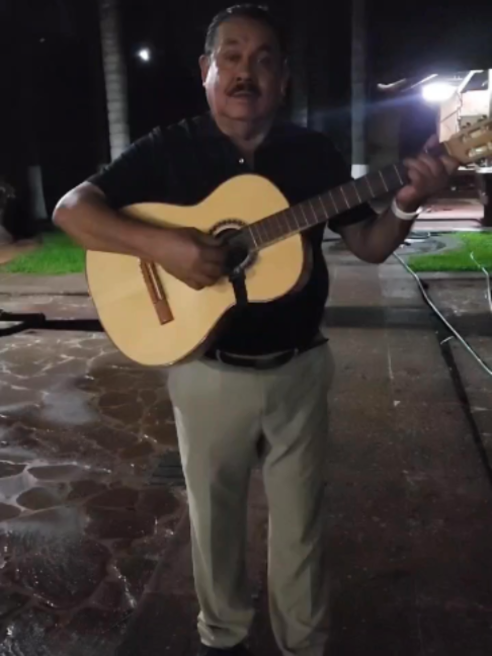 @Banda Pecadores Oficial