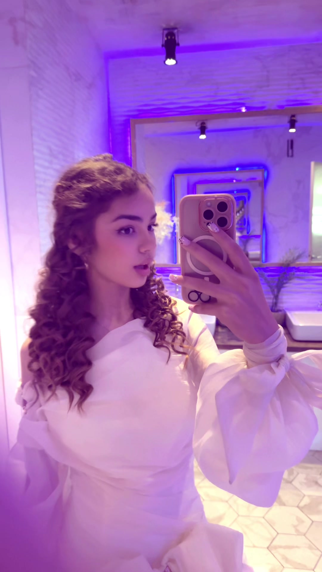 @M_A21305
