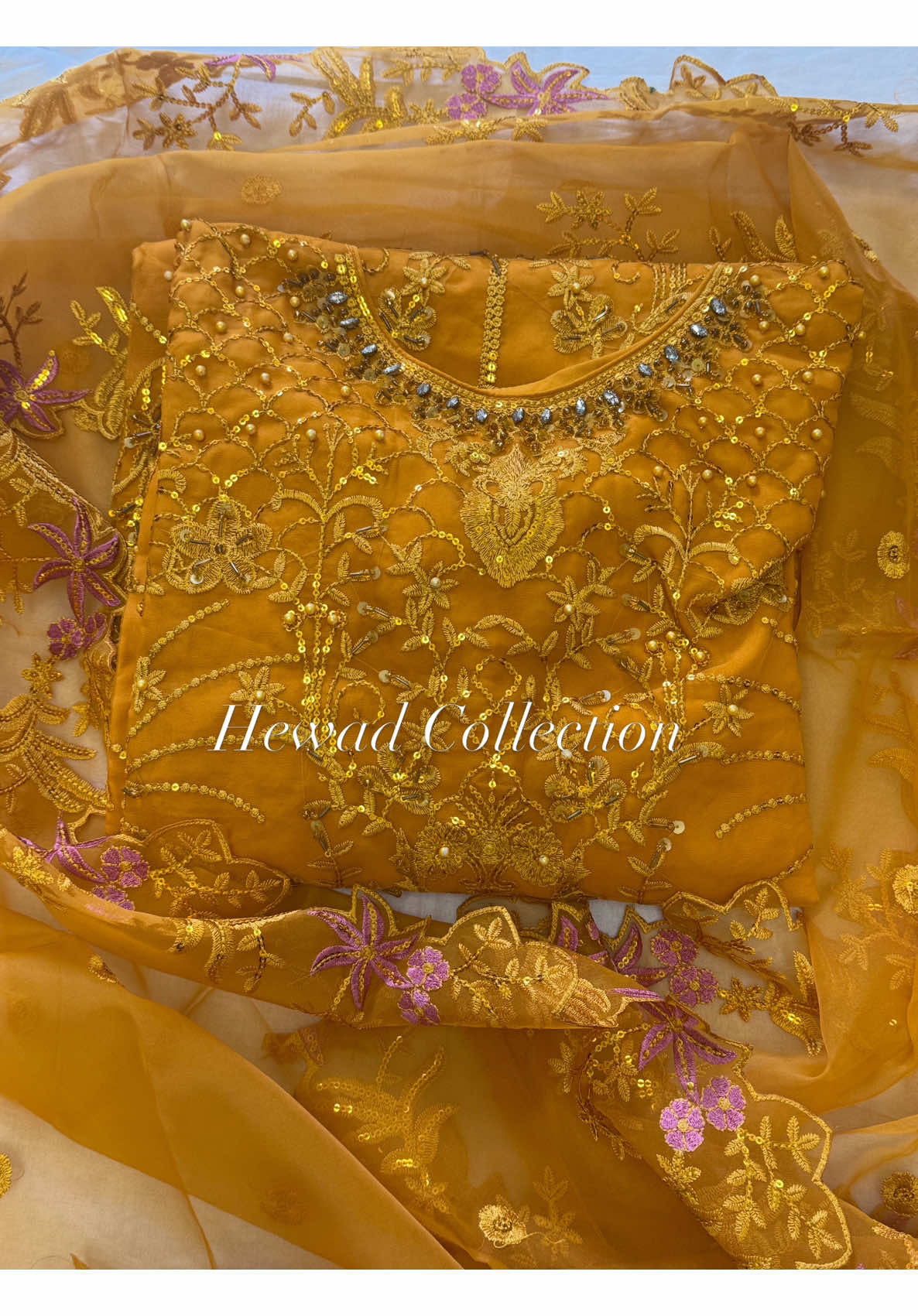 @Hewad Collection