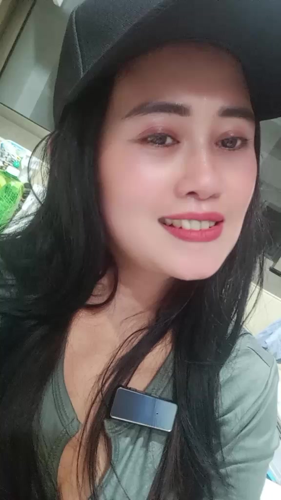 @CEMPLUk Si RATU NGEBOR BE
