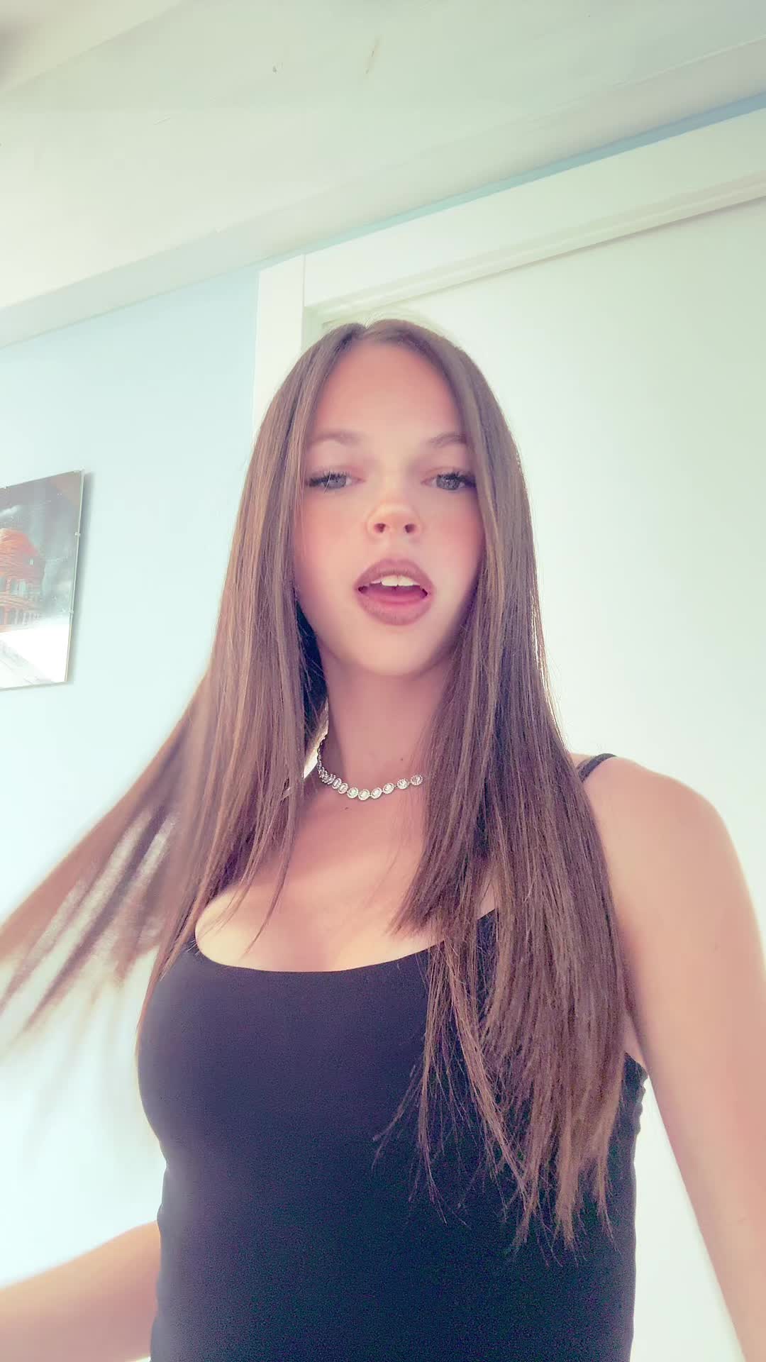 @lavale_