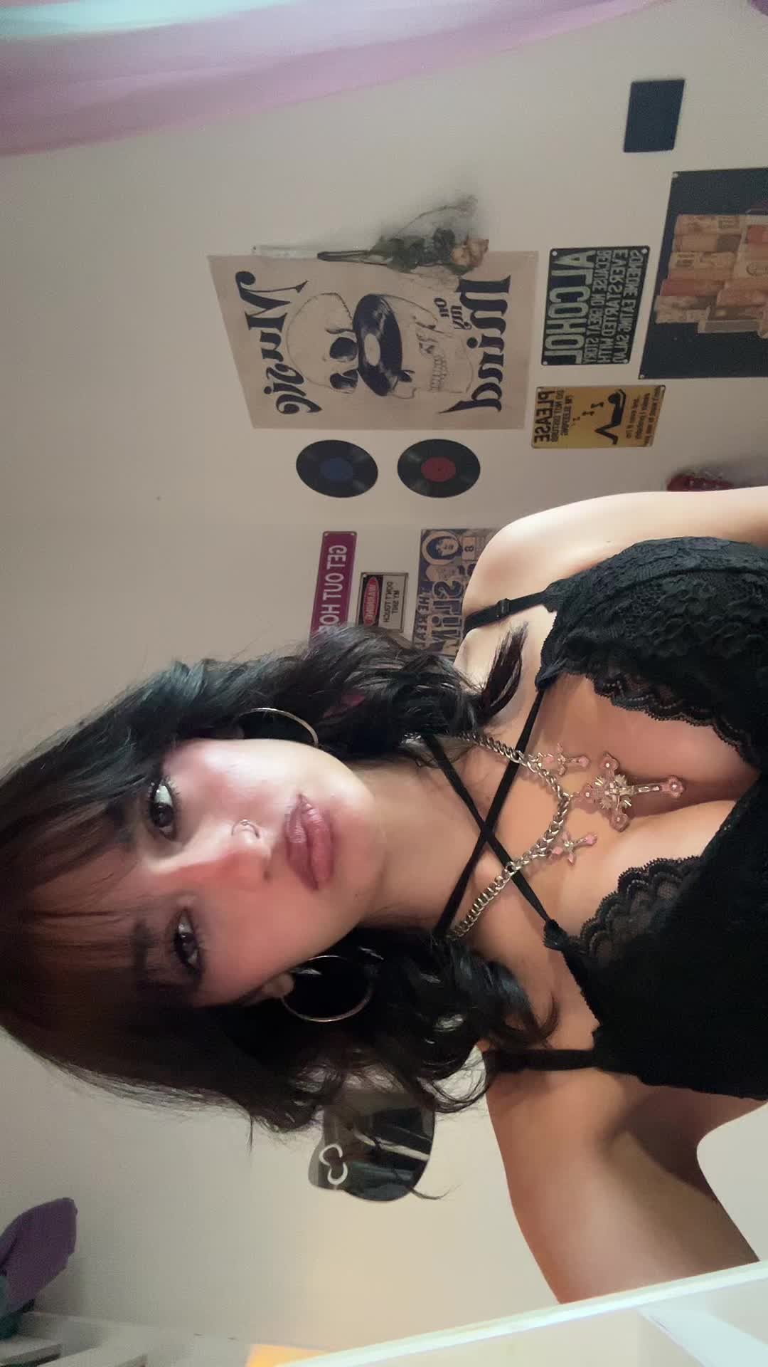@etta₊✧˚