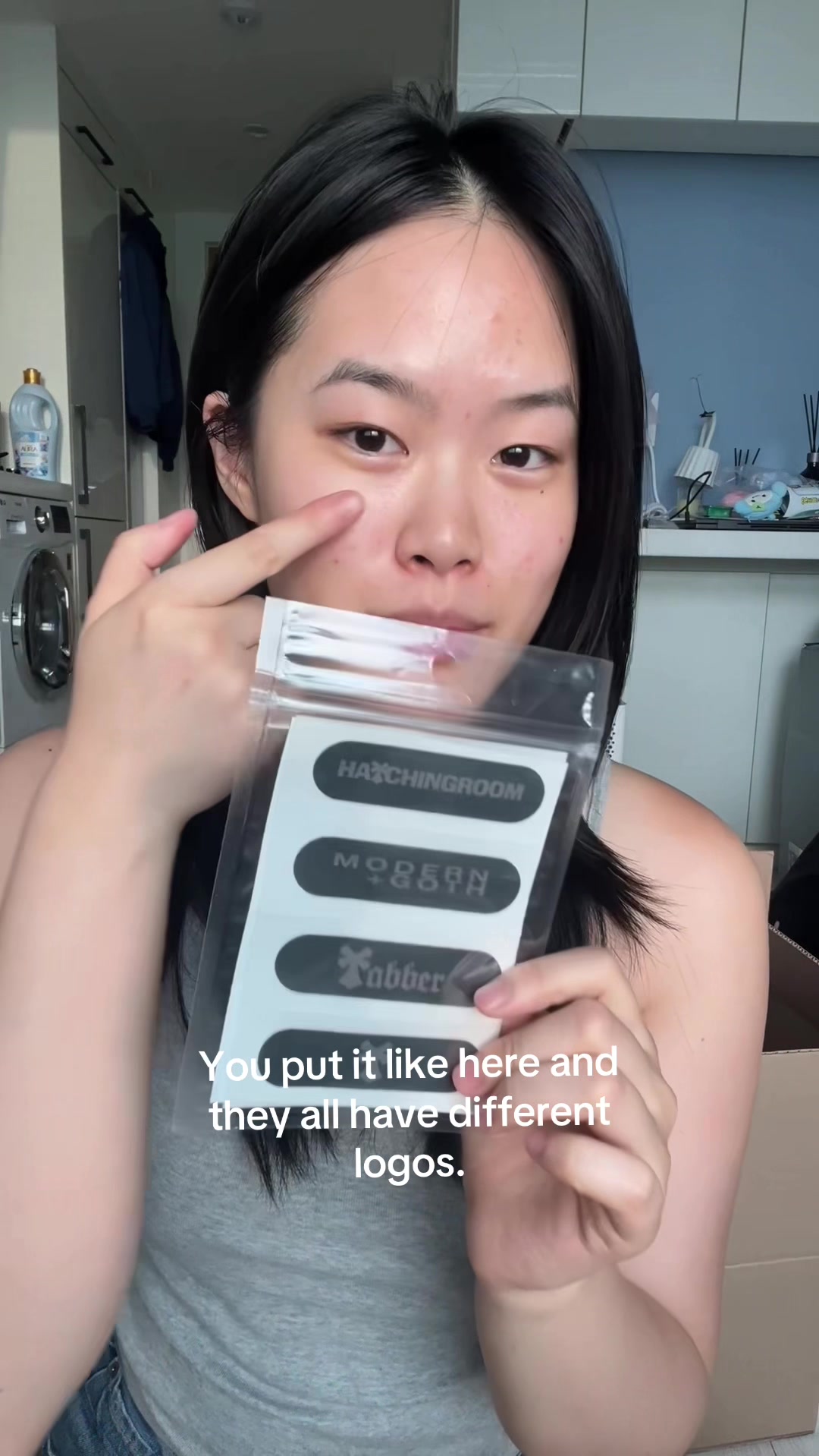 @chloe