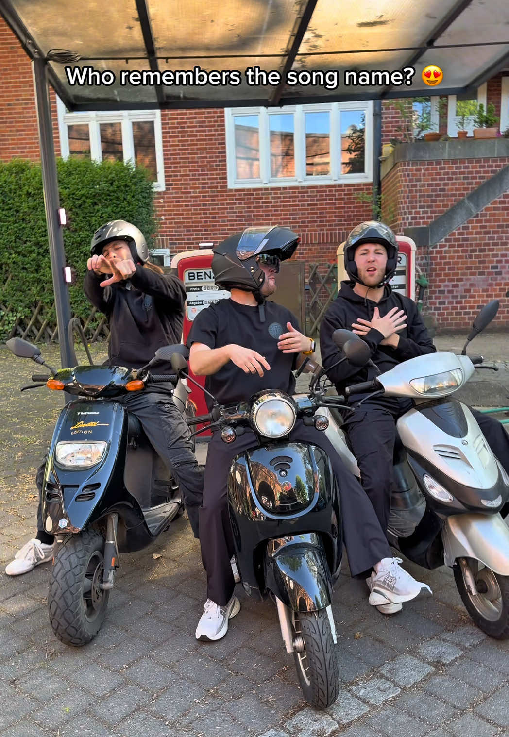 @ItaloBrothers