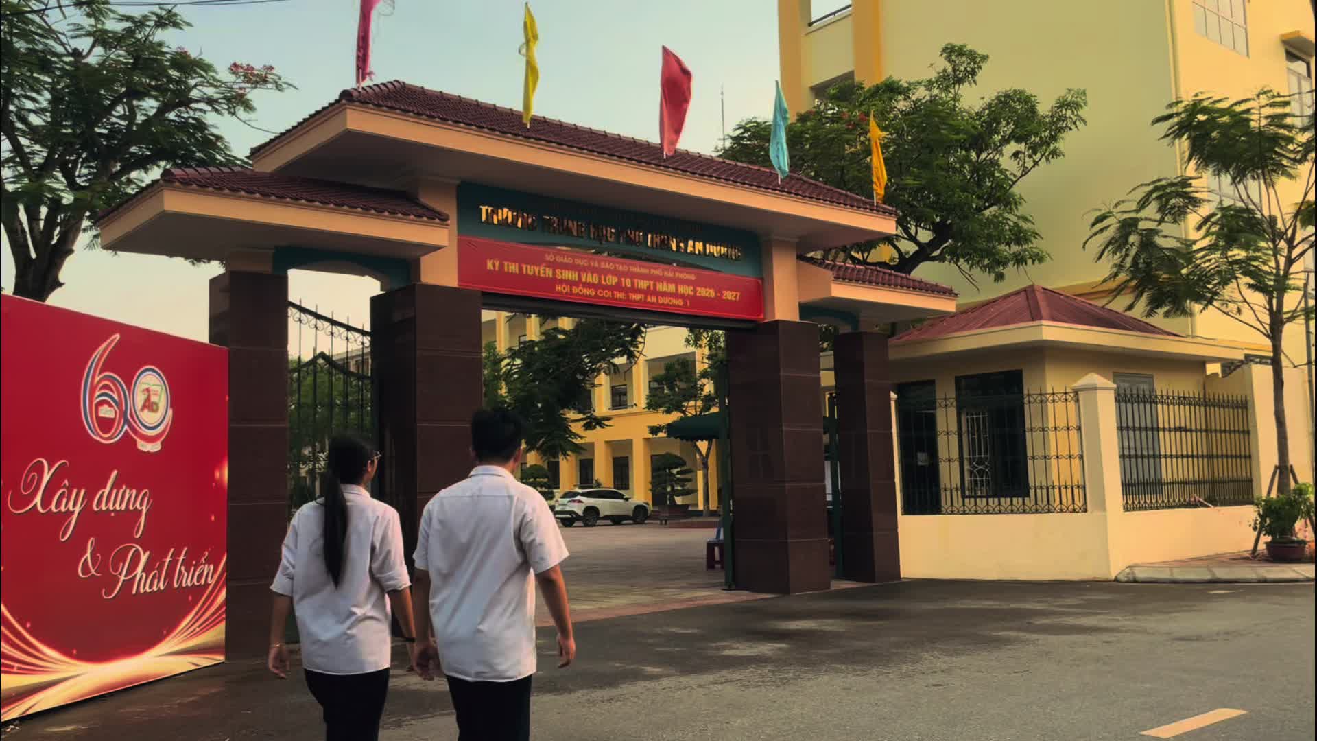 @Siu nh&acirc;n học Luật 📚👓