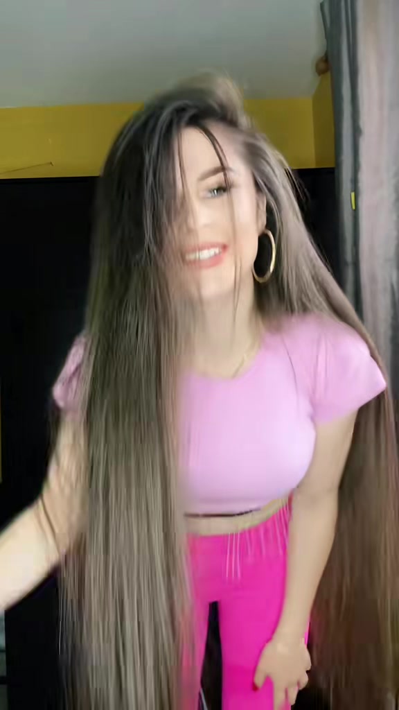 @Dorina HAPPY 🤪