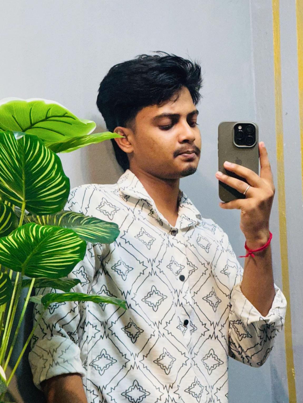 @কৌশিক 🦢🧿
