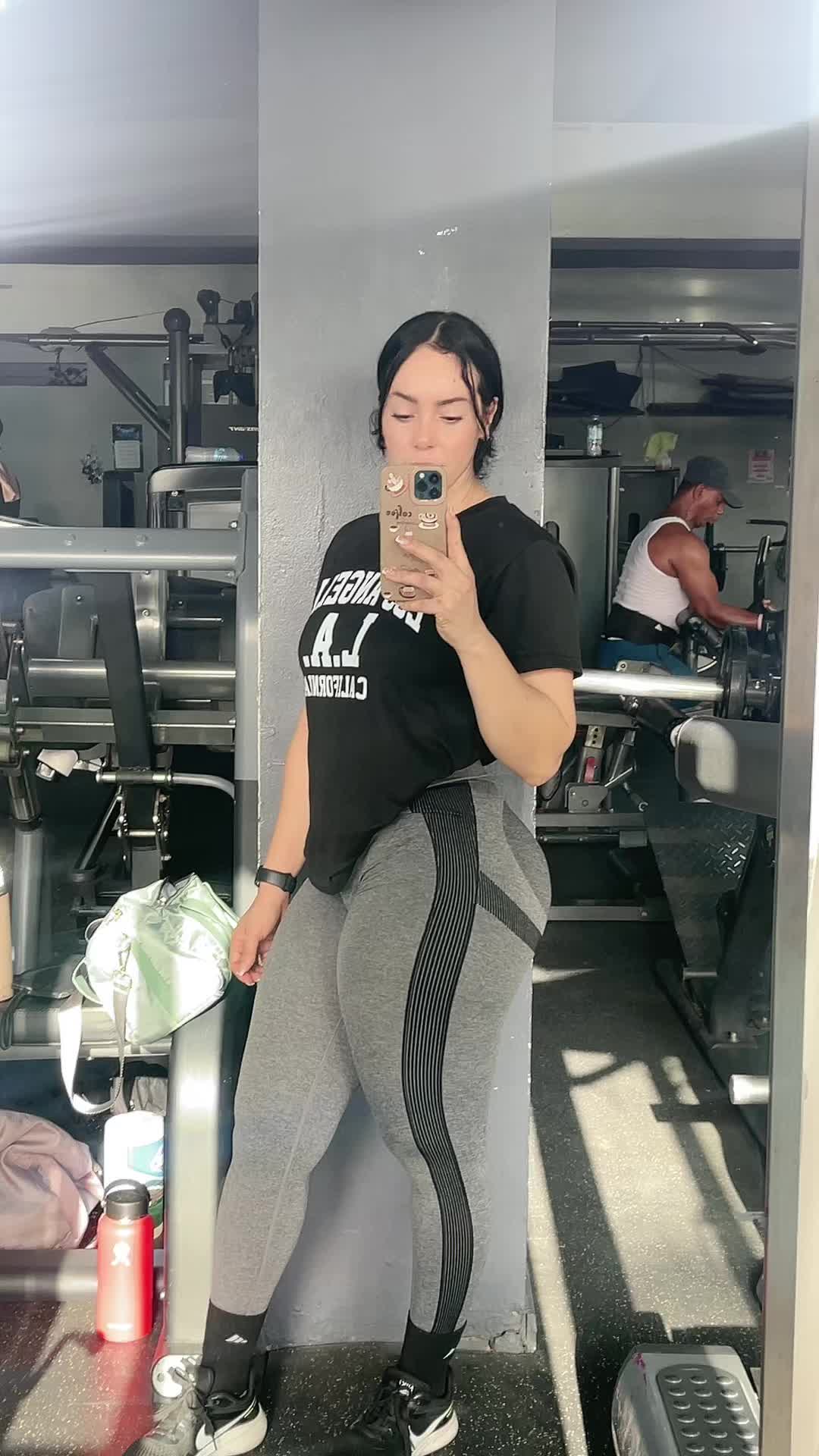 @🔥😈 𝐎𝐥𝐢𝐯𝐨 𝐌𝐚𝐝𝐲 🦋