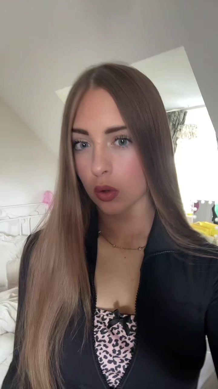 @𝐈𝐬𝐚𝐛𝐞𝐥𝐥𝐞 𝐫𝐲𝐚𝐧🤍