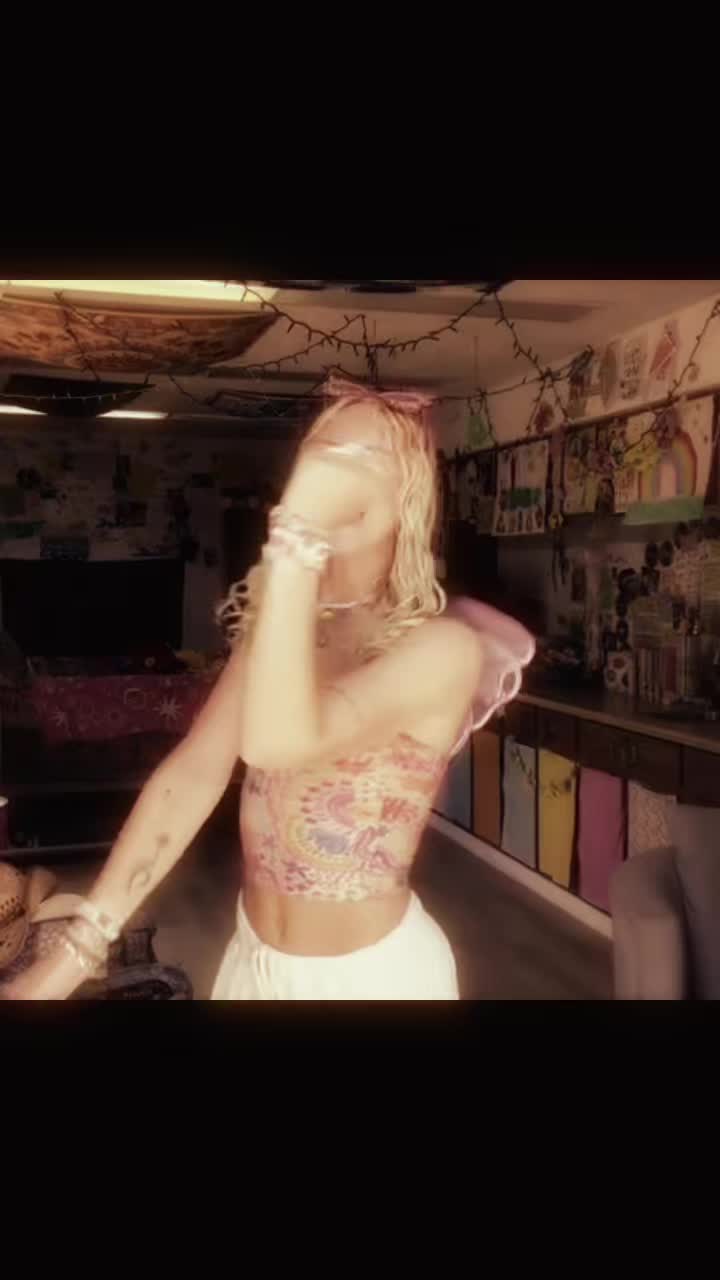 @scoobylily
