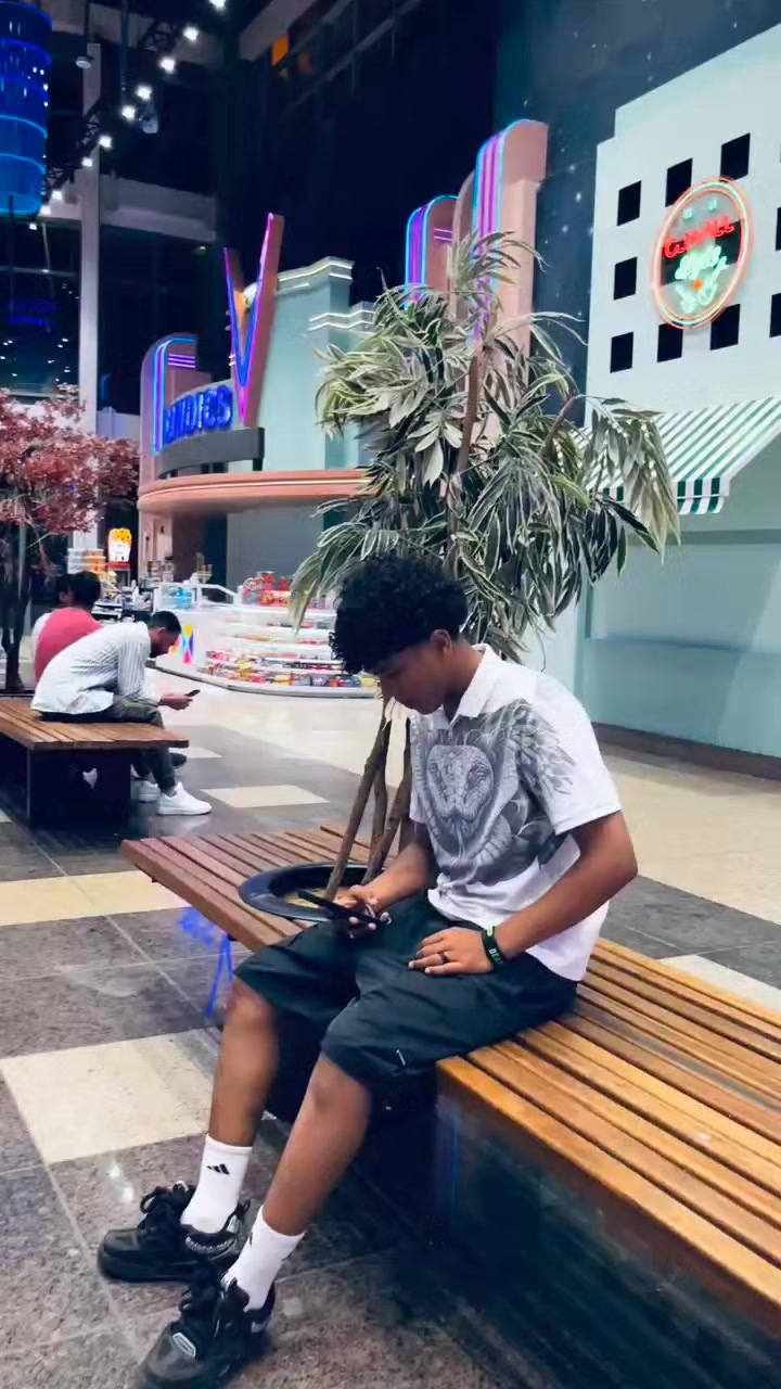 @𝒂𝒍𝒓𝒚𝒔☠𝒎𝒐𝒛𝒂