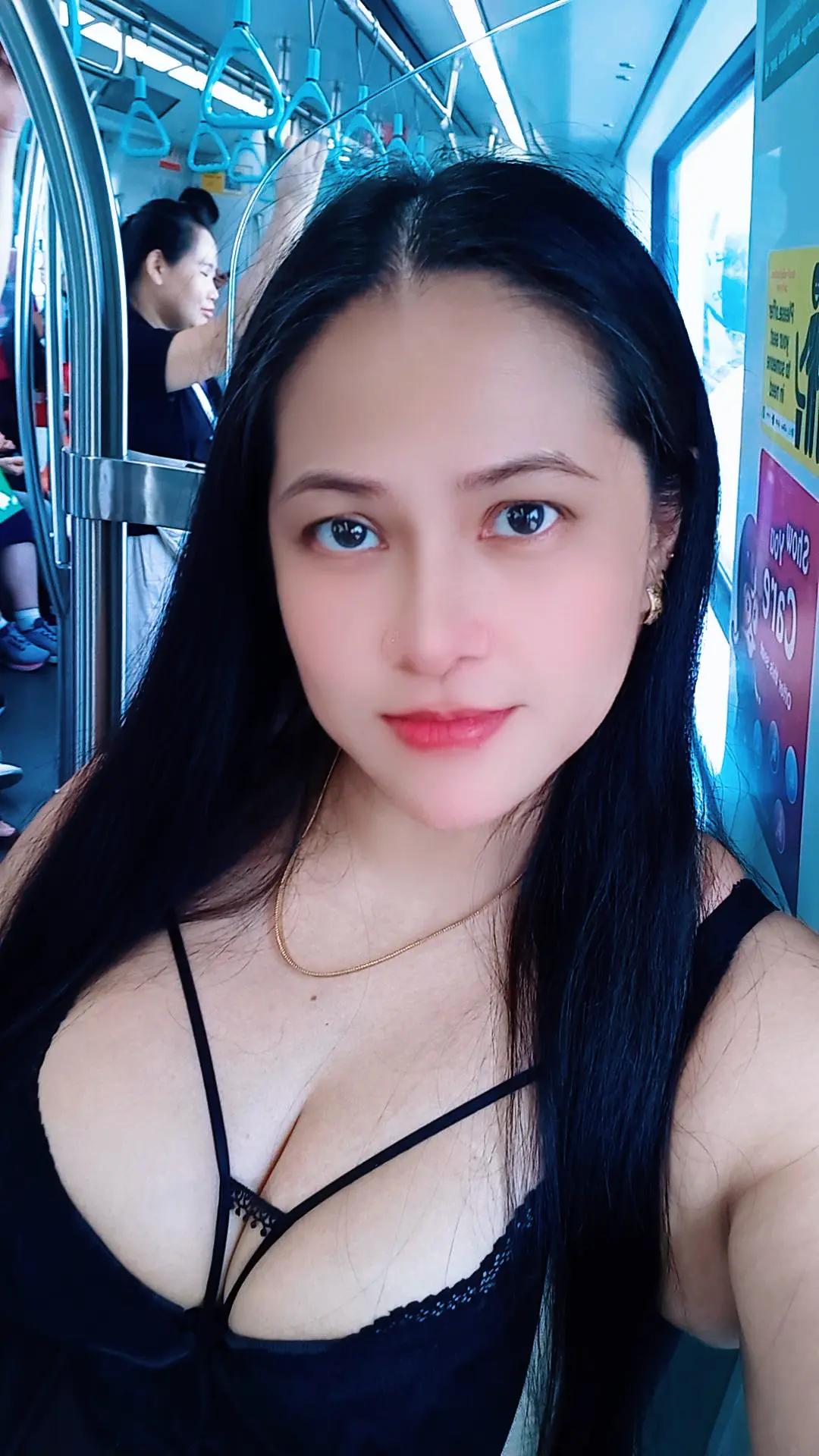 @❤️FLORA QUEEN OF SINGAPORE❤️